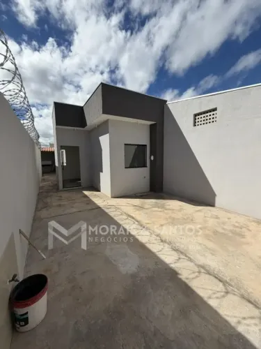 Casa à Venda no Bairro Independência Montes Claros MG