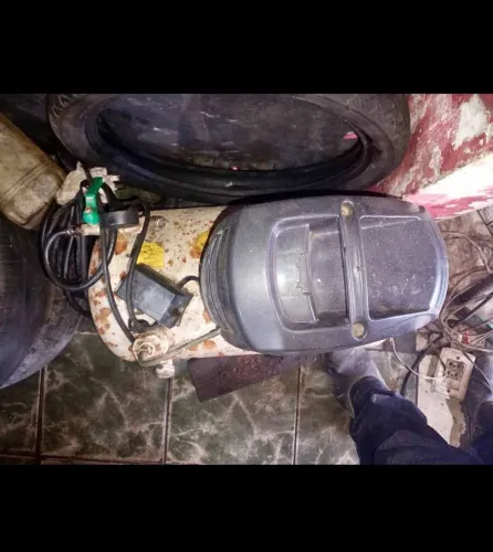 Vendo ou troco compressor de ar 