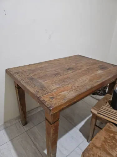 Mesa de madeira rústica !