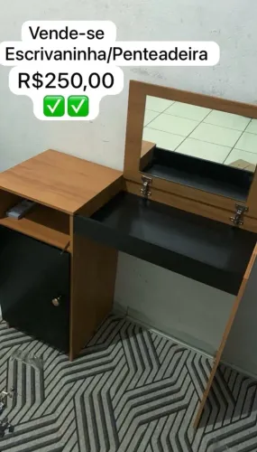 Escrivaninha/Penteadeira