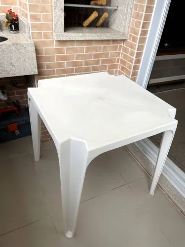 70% desconto!!! Mesa Plástica Branca Mor Bela Vista