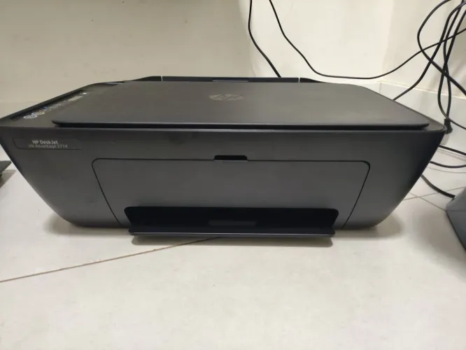 HP DeskJet Ink Advantage 2700