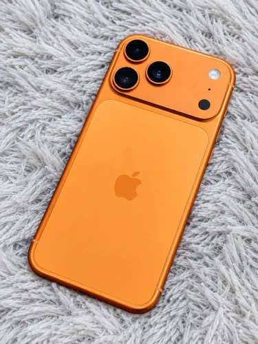 iPhone 17 Pro Max 256GB Laranja | Impecável | 93% Bateria