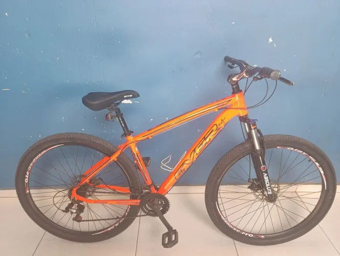 Bicicleta estado de nova R$1.600