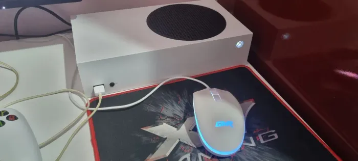 xbox series s + monitor