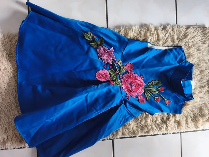 Vestido importado tamanho 4