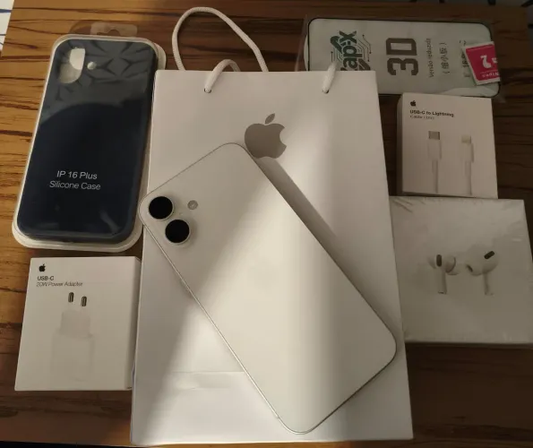 iPhone 16 plus