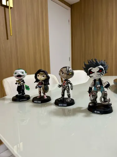 COLEÇÃO DC COMICS
