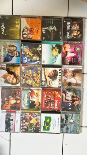 CDS e DVDs