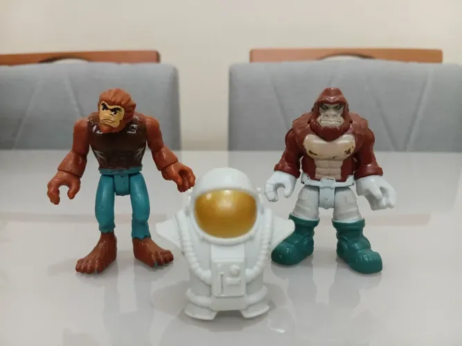 Lobisomem e Gorila Espacial Imaginext