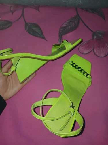 Sapatos 