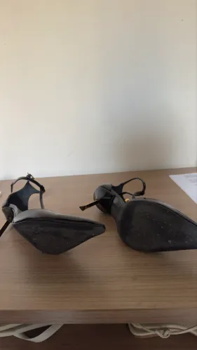 Scarpin Schütz preto tamanho 36 (usado somente 1 vez)