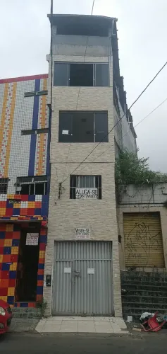 Apartamento para venda tem 460 metros quadrados com 16 quartos em Calçada - Salvador - Bah