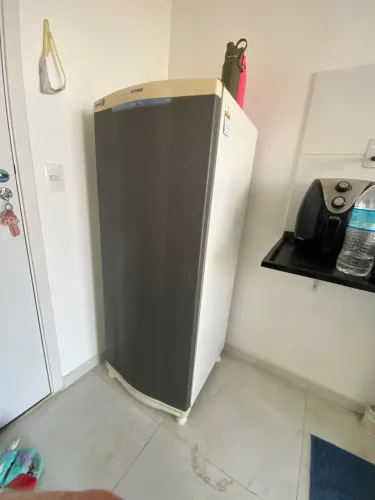 Geladeira USADA marca Consul 240 litros