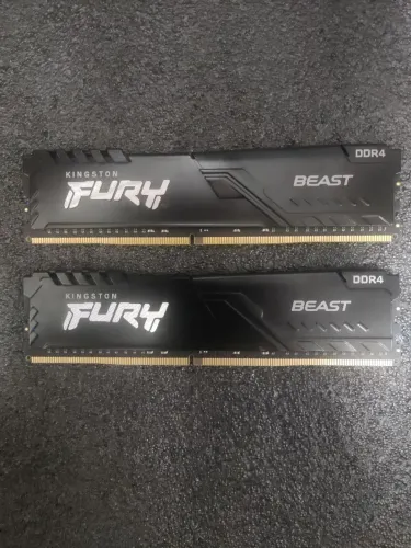 Memória RAM Kingston FURY Beast 32GB (2x16GB) DDR4 3200MHz CL16 (Usado Excelente Estado)