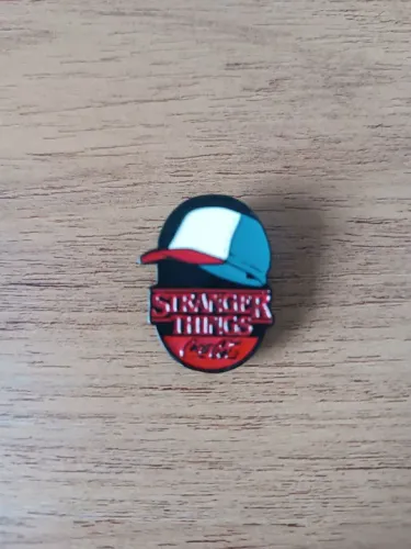 Pin Stranger Things Coca-Cola