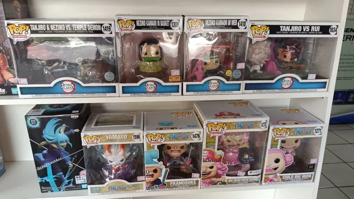 Funko pop especiais one piece e Demon Slayer