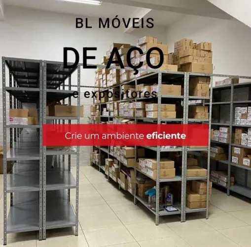 Prateleiras de aço 