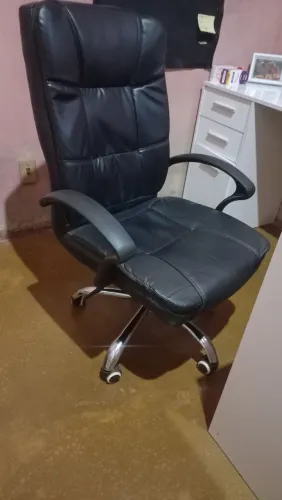 CADEIRA DE ESCRITÓRIO 