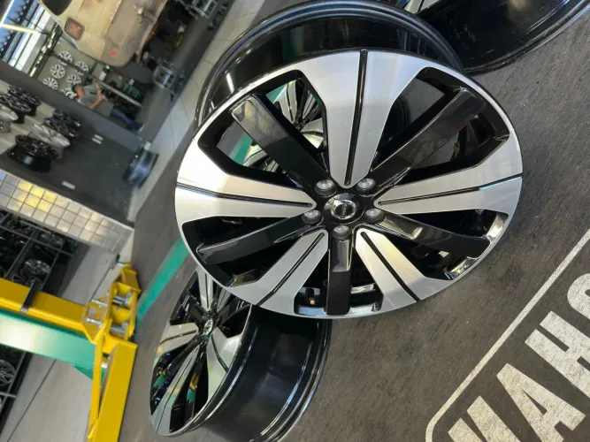 Jogo de Rodas Aro 19" Volvo XC60 2024 híbrido 