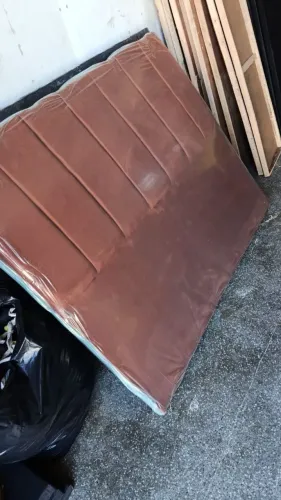 Cabeceira de Cama Estofada Marrom