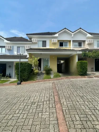 Casa de Condomínio para alugar na Estrada Pau-ferro, Freguesia (Jacarepaguá), Rio de Janei