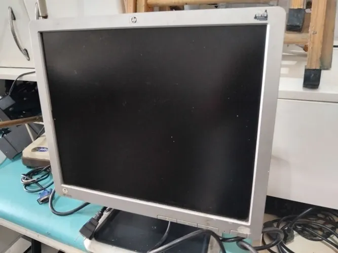 Monitor HP L1770 17 polegadas