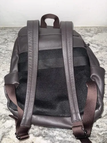 Mochila de Couro Marrom (Café )