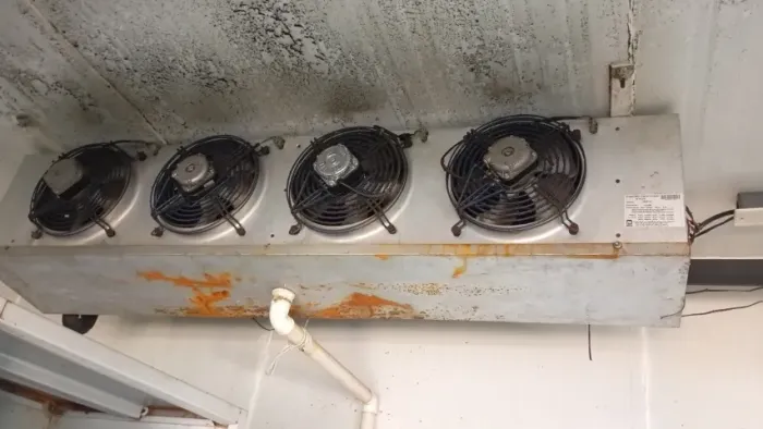 Vende-se evaporadora para câmaras frias resfriada ou congelada C/4 unidades de ventilação