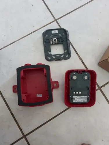 Equipamentos de alarme de incêndio