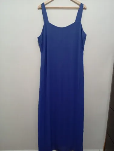 vestido plus size lilás