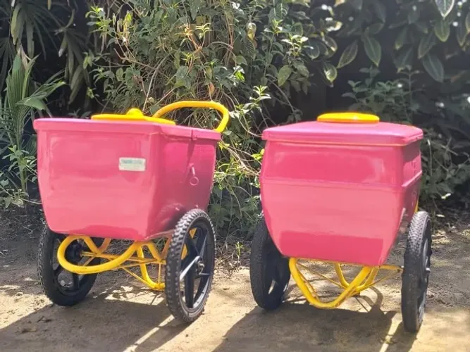 Picolés e Sorvete no Carrinho Para Eventos