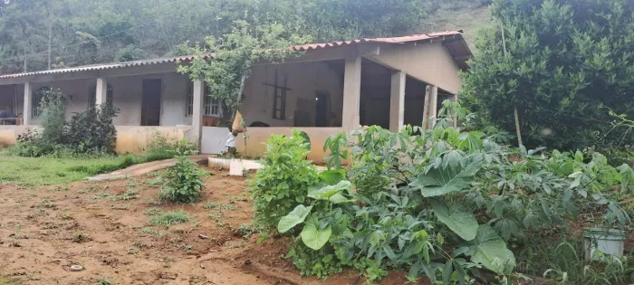 SÍTIO EM SANTA MARIA DE JETIBÁ