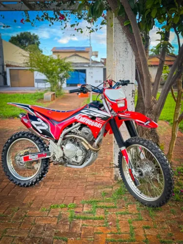 CRF 250F / 2022/ PROZONA / MOTOSHOW