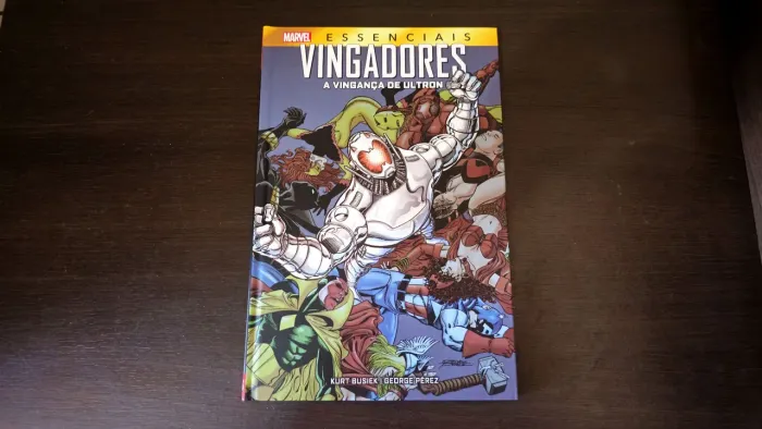 Vingadores - A Vingança de Ultron - Marvel Essenciais - HQ Panini