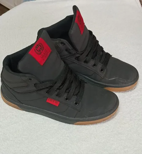 TÊNIS PRETO TAMANHO 35