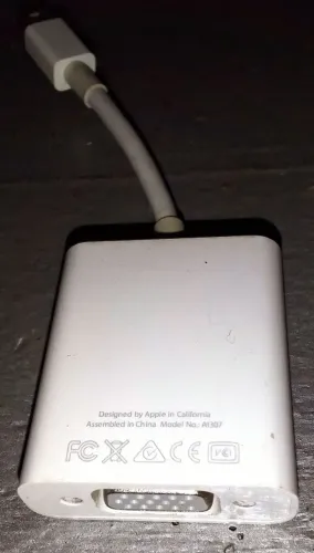 Adaptador Apple mini DisplayPort para VGA