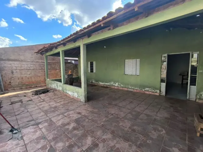 Imóvel para venda possui 160 metros quadrados com 3 quartos em Osmar Cabral - Cuiabá - MT