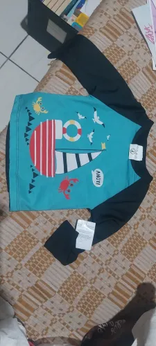 blusa uv