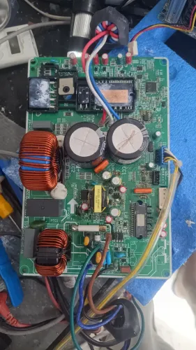 Placa com defeito inverter ar condicionado tem solução 