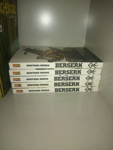 Berserk Mangás - vols 1 ao 5