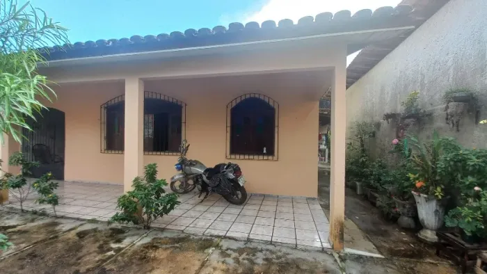 VENDO CASA CJ. CORDEIRO DE FARIAS