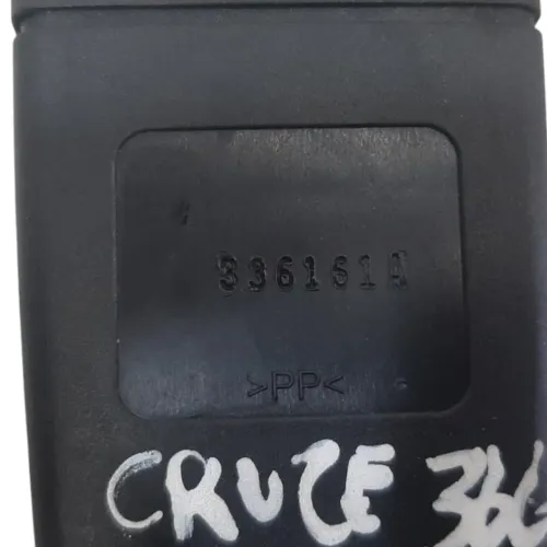 Engate Fêmea Traseiro Central Cinto Segurança Cruze 14 A 18