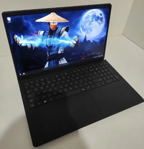 Notebook Dell i3-1215U (6 Núcleos) 120Hz (8 Dias de Uso)