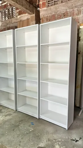 ARMÁRIO DE ESCRITÓRIO DISPONÍVEL A PRONTA ENTREGA 