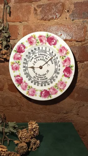 Calendário perpétuo prato porcelana
