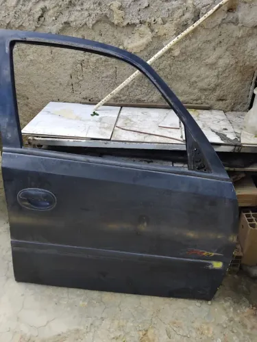 Vendo porta Meriva L/D