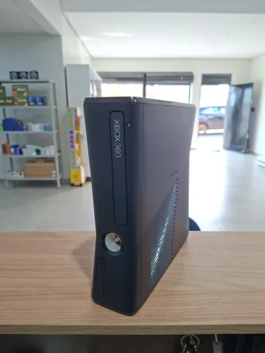 Xbox 360 Slim Desbloqueado Rgh Com Kinect Leia Descrição