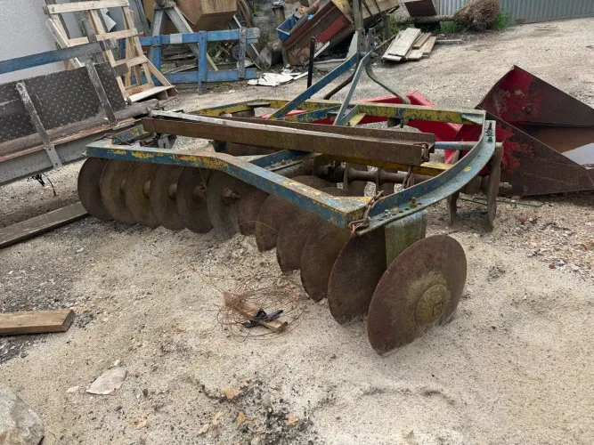 Grade 24 discos - Trator