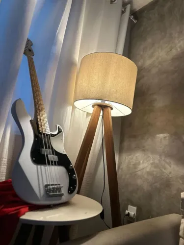 Contrabaixo Precision 4 cordas Luthier Garcia